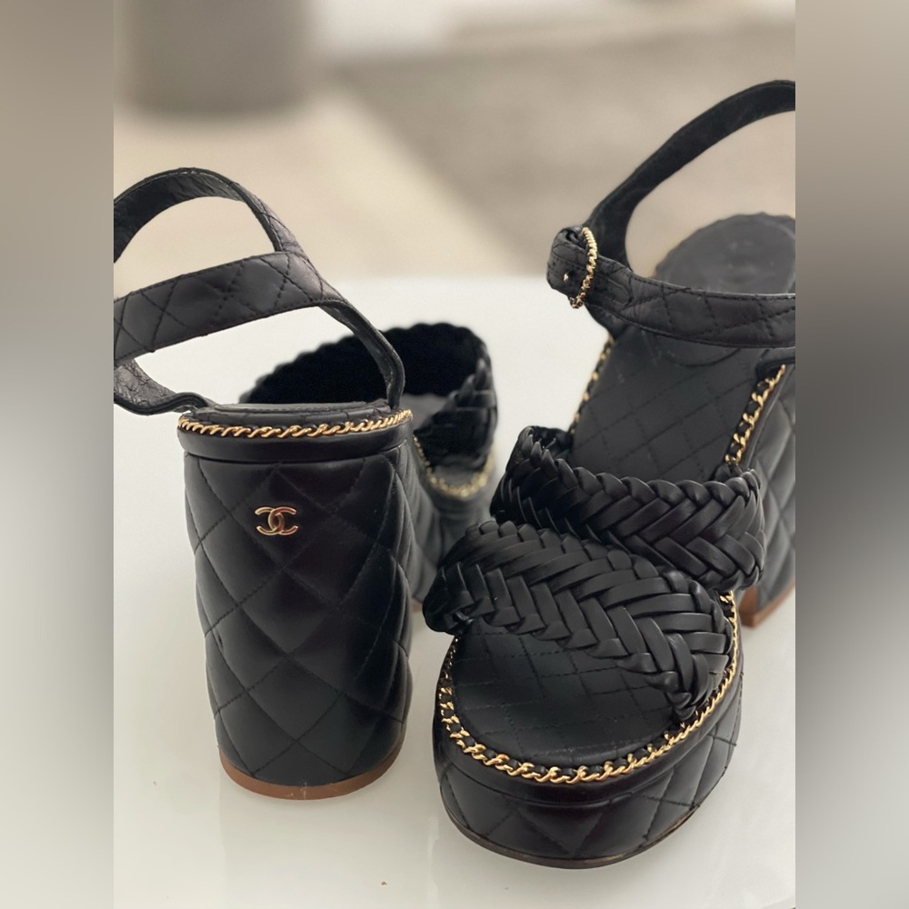CHANEL PLATFORM SANDALS 38 Sz.